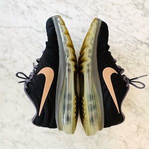 NIKE Women's Air Max 2017 Black / Metallic Red / Bronze Running Shoes SIZE 7